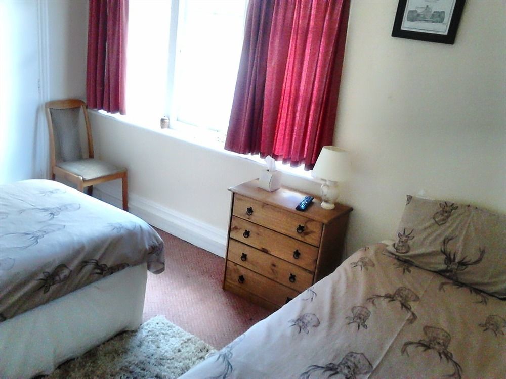 The Rose & Crown Otel Bulford Dış mekan fotoğraf