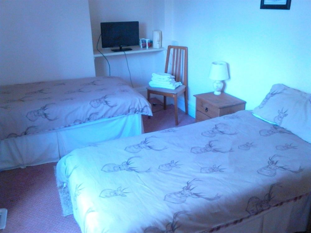 The Rose & Crown Otel Bulford Dış mekan fotoğraf